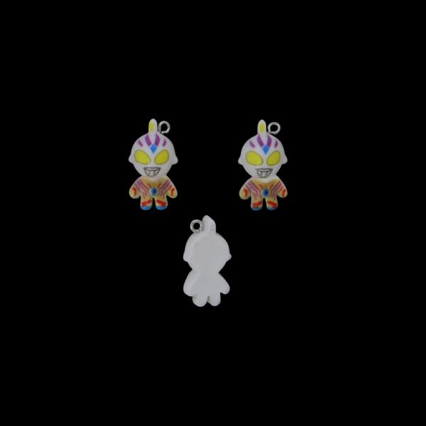 PLASTIC BEADS - RESIN 3D - PENDANT - ULTRAMAN 09 - 20x30x6mm WHITE AND MIX - PACKAGE 20pcs. Hole-1.8mm
