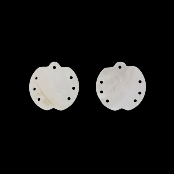 MOTHER OF PEARL BEADS - PENDANT - APPLE 01 - 44x45x1.8mm WHITE - PACKAGE 20pcs. Hole-2.5mm 