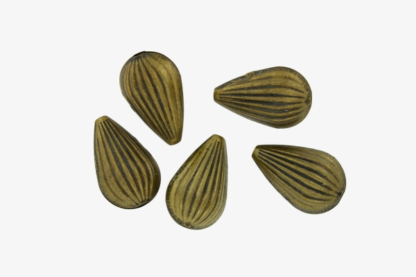 METAL BEADS - CORRUGATED STRIPED FLAT DROP - 18х28х13 MM ANTIQUE BRONZE - 50pcs. Hole:2.0mm