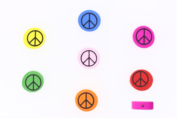 WOODEN FIGURES - 01 DISK 01 - PEACE SIGN 17x6mm MIX - PACKAGE 200pcs. Hole-2.5mm