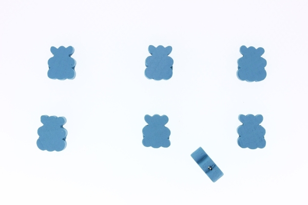 WOODEN FIGURES - 04 BEAR 03 - 13x16x6mm BLUE - 20pcs. Hole-2.5mm