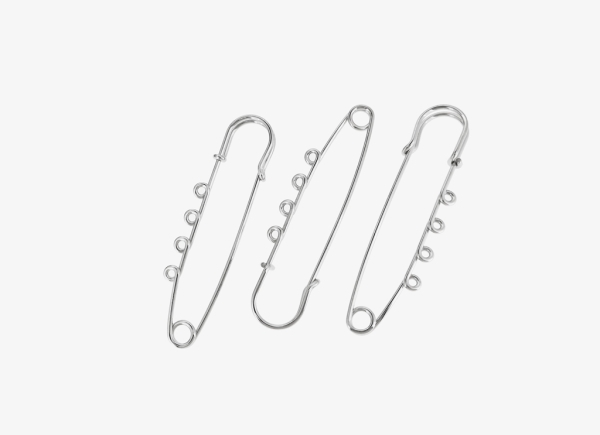 METAL ELEMENTS - LARGE SMALL SAFETY PIN WITH 4 HOLES 02 - 70x19x5mm NICKEL COLOR - 50pcs. Hole:2.2mm